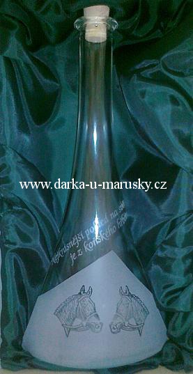 Pískovaná láhev na slivovici - Pro milovníky koní + text