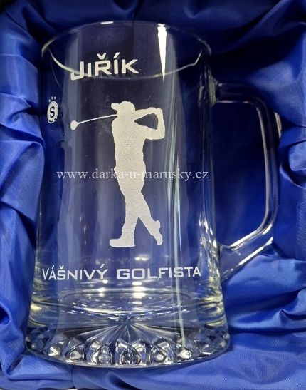 Pískovavný korbel - Golfista