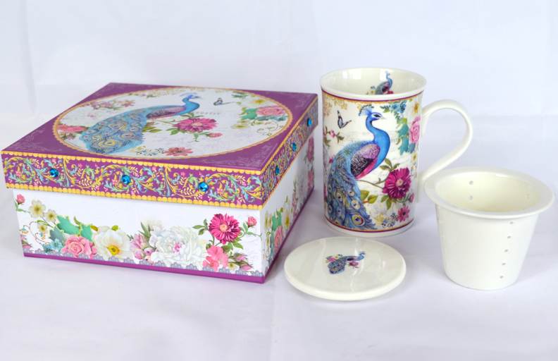 PÁV - Hrnek porcelán se sítkem a víčkem 320ml v boxu