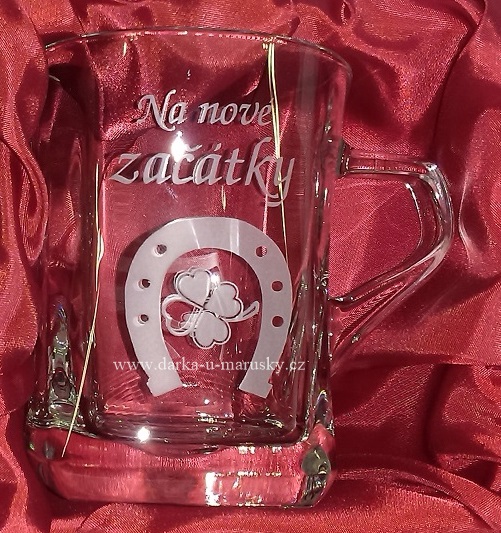 Pískovaný hrníček Geo nízký - Podkova