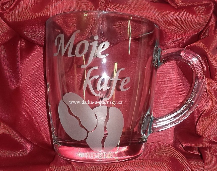 Pískovaný hrníček Niky - Moje kafe