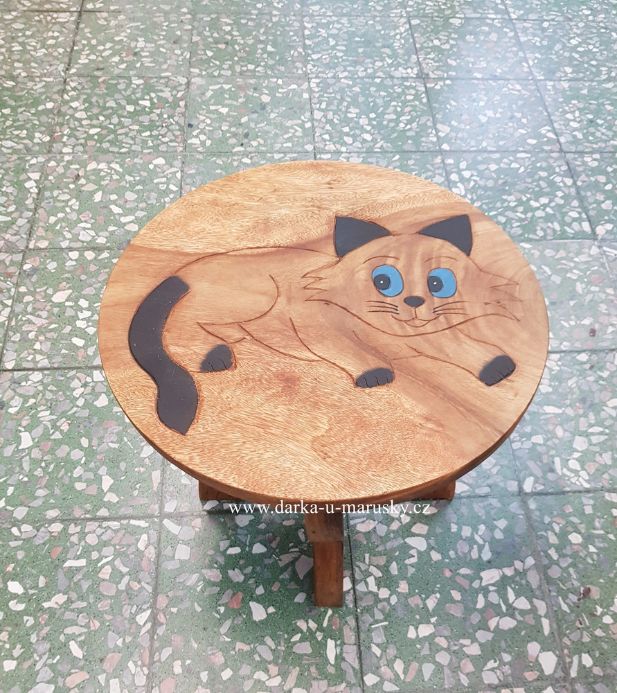 Dřevěný ručně vyrobený stoleček /Kočka