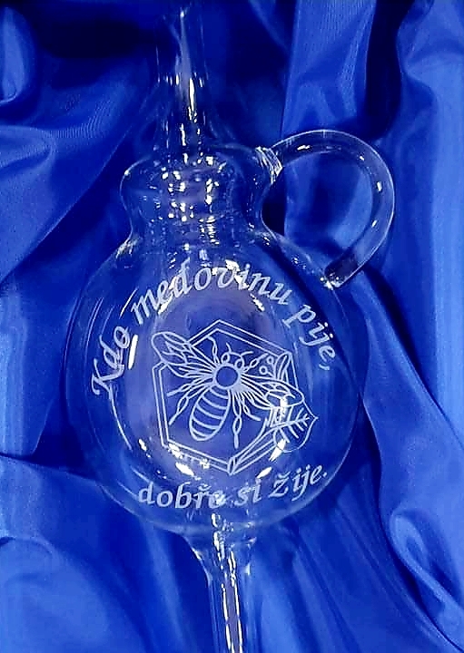 Pískovaný KOŠTÝŘ - Včelař 