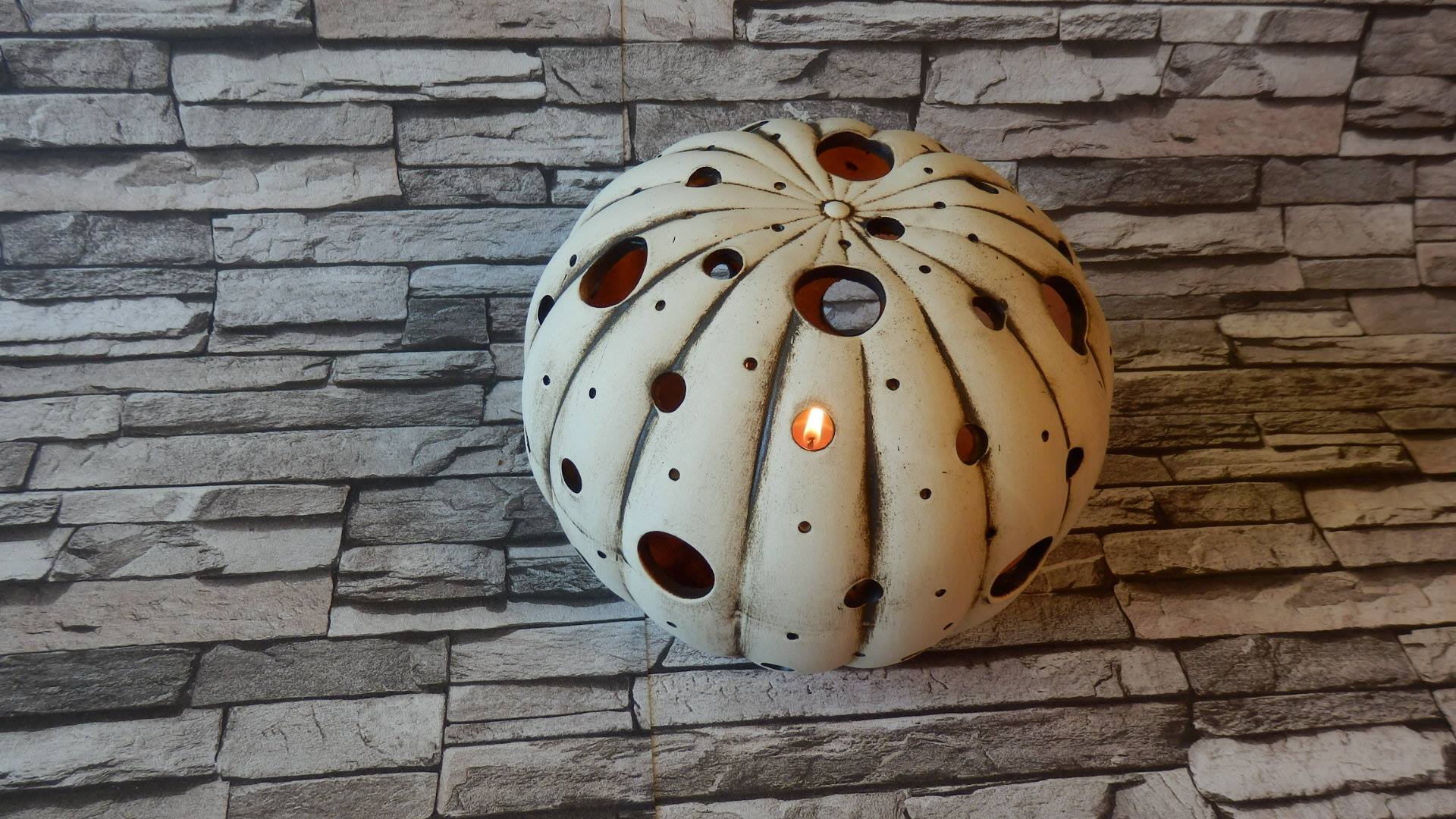 Koule s otvory - mrazuvzdorná