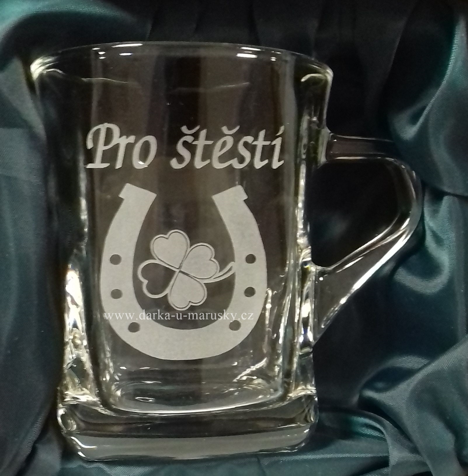 Pískovaný hrníček Geo nízký - Podkova+čtyřlístek B