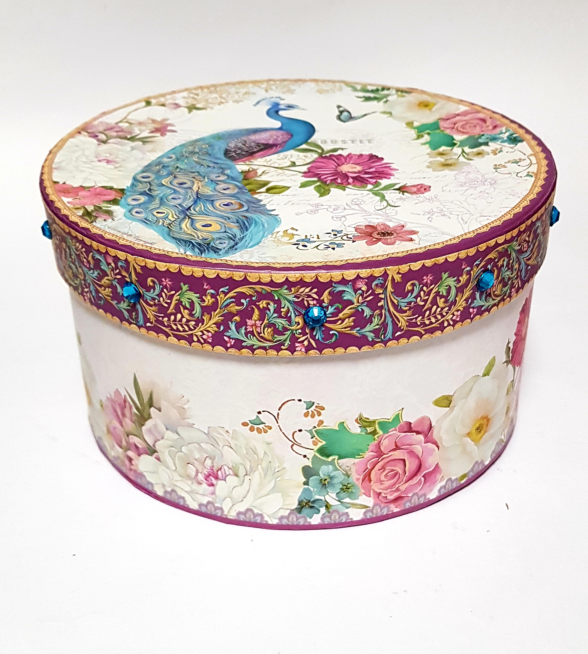 Přátelská souprava čajových hrníčků s podšálky PÁV v kulaté dekorované krabičce